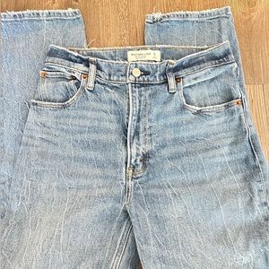 Abercrombie the 90s straight ultra high rise jeans size 2/26 short